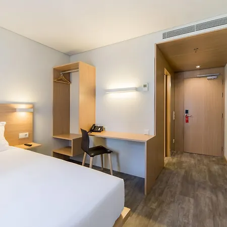 Moov Porto Norte Szálloda 2*